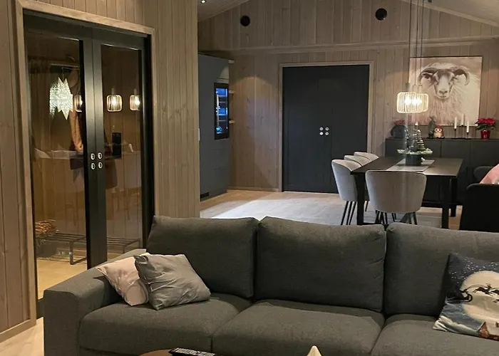 Fjellro Budor - In Out * Loten