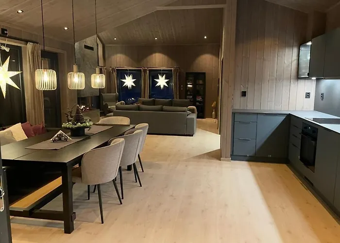 Fjellro Budor - In Out * Loten